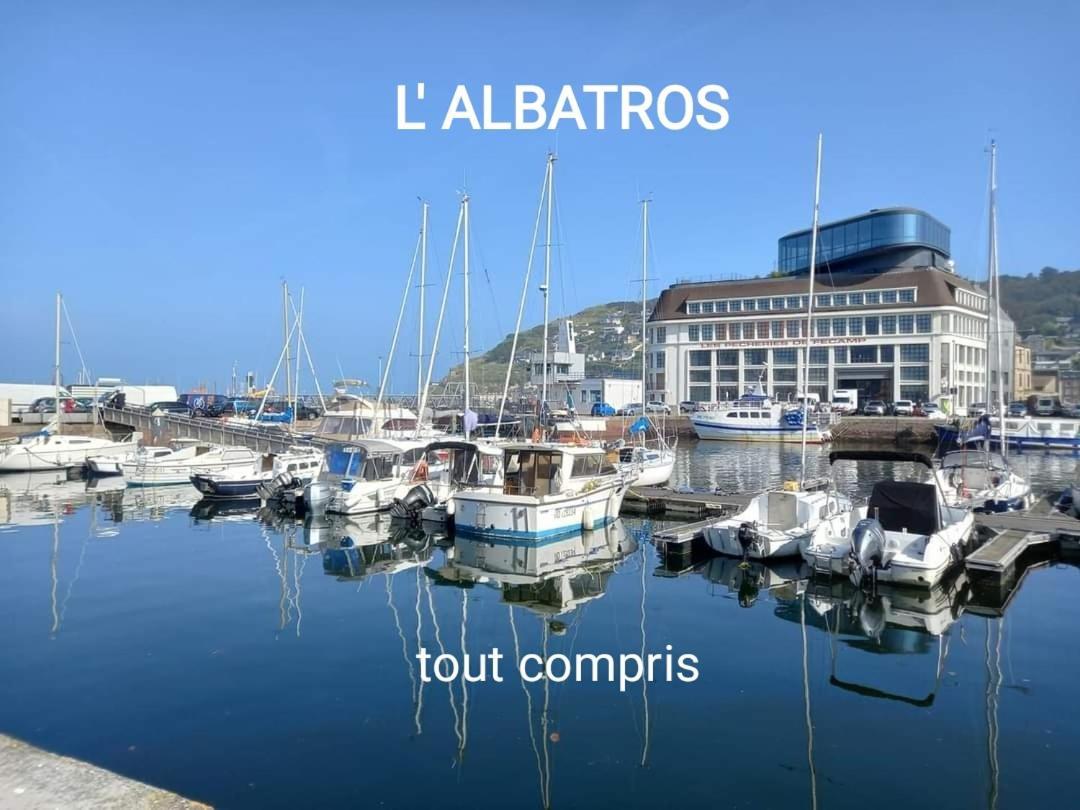 Апартаменты L' Albatros Vue Sur Le Port Фекам Экстерьер фото